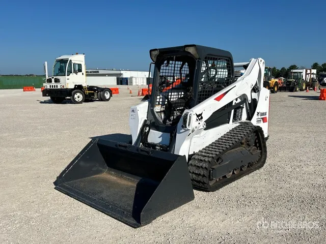 2018 Bobcat T595 Two-Speed Compact Track Loader