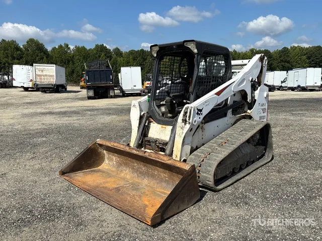 2021 Bobcat T740 Compact Track Loader