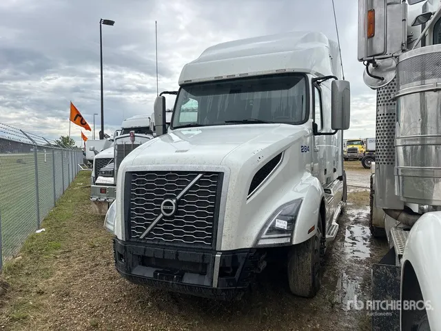 2022 Volvo VNL760 6x4 T/A Sleeper Truck Tractor (Inoperable)