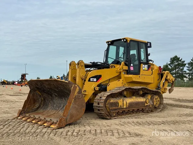 2014 Cat 973D Crawler Loader