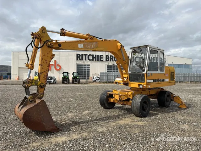 1988 Liebherr A900B Wheel Excavator