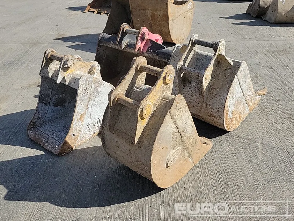 24", 18", 16" Digging Bucket 45mm Pin to suit 4-6 Ton Excavator