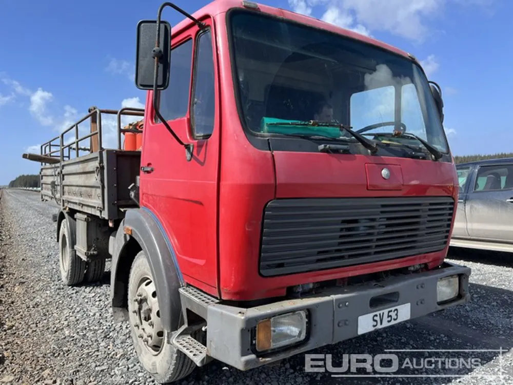Mercedes LHD 4x2 Dropside Flatbed Lorry, Manual Gearbox