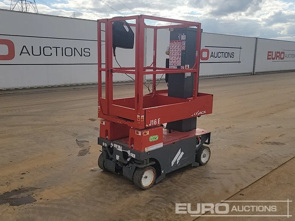 2022 SkyJack SJ16E
