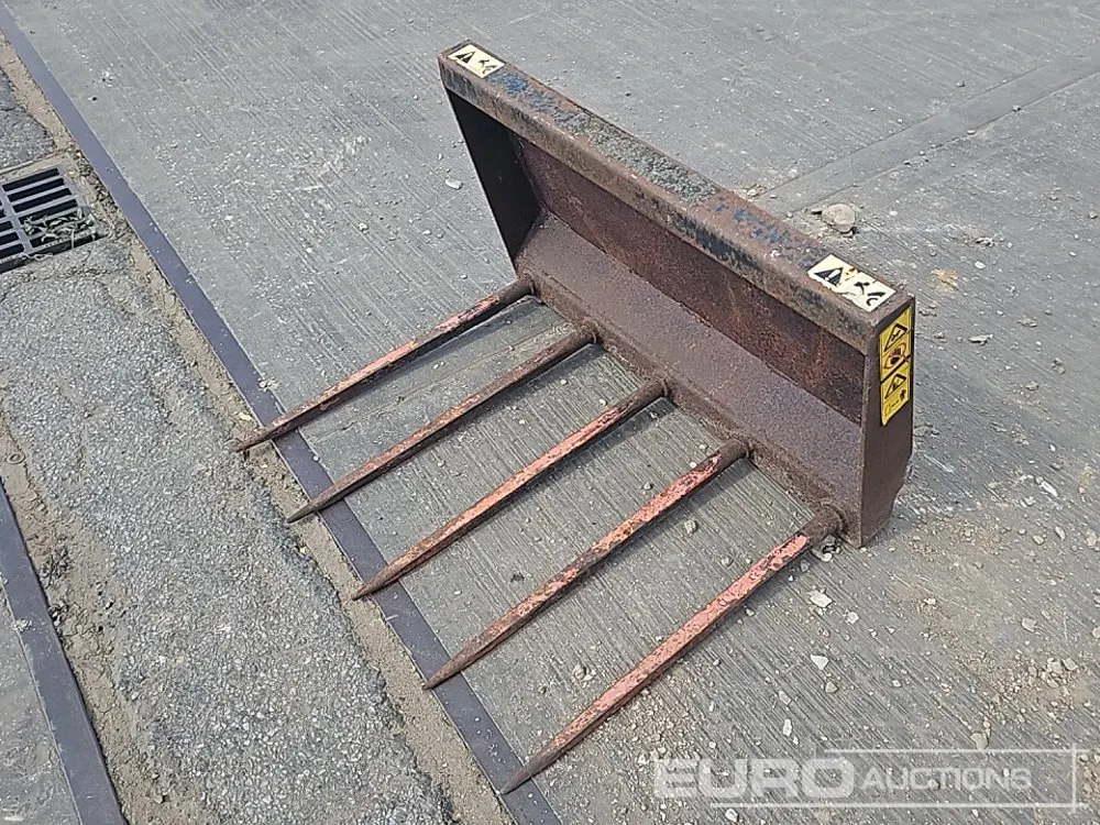 Whites Bale Spike to suit Mini Skidsteer Loader