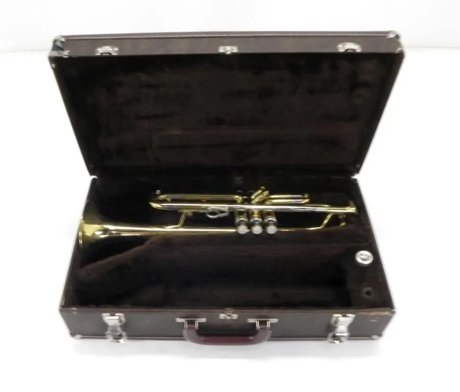 GETZEN 300 SERIES TRUMPET W/ CASE