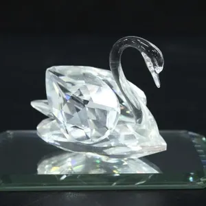 SWAROVSKI CRYSTAL SWAN 7633 FIGURE 2"