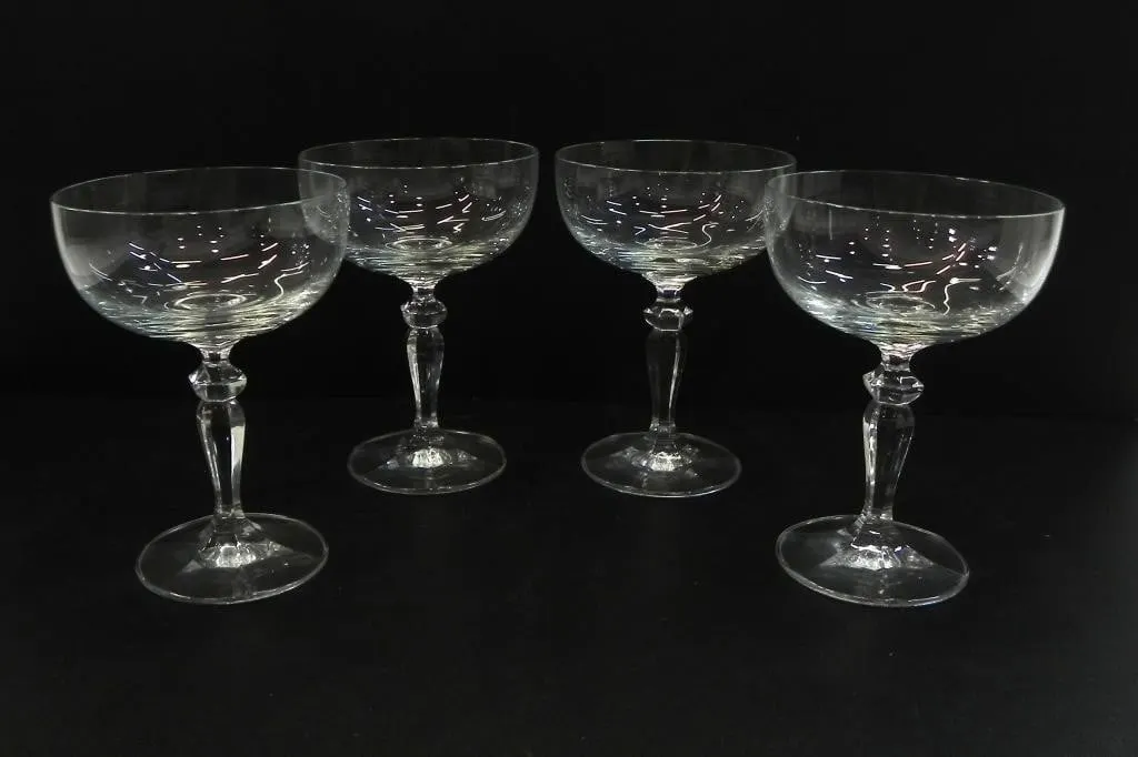 4 CRYSTAL CHAMPAGNE COUPES