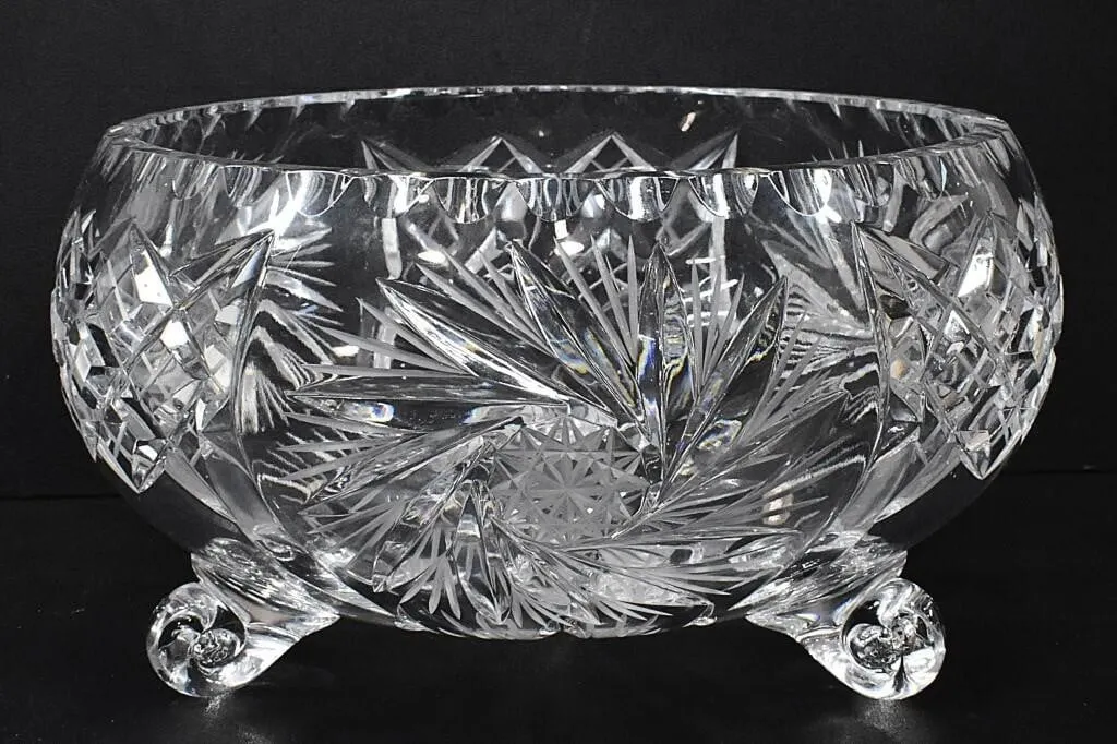 PINWHEEL CRYSTAL CENTRE PIECE BOWL