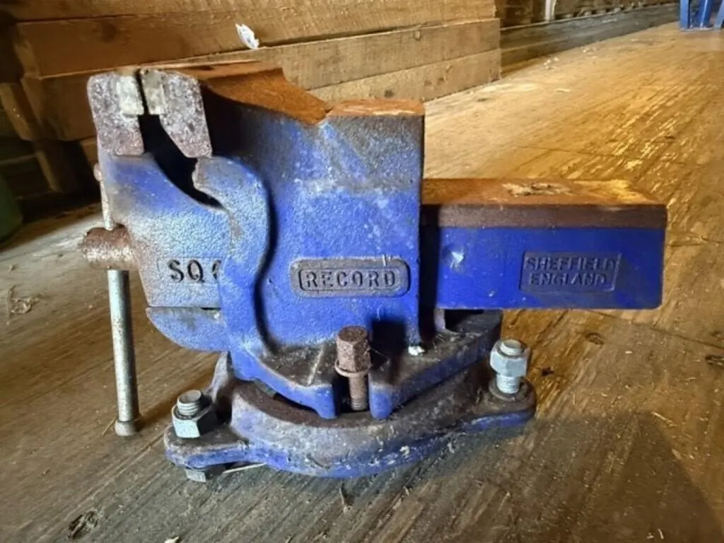Record 6" Swivel Bench Vise (Made in England)