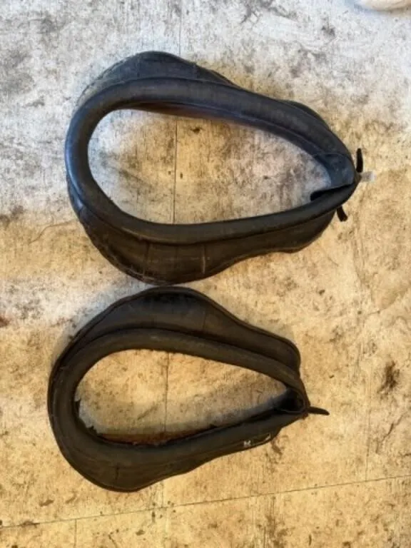 20" Horse Collar and 23" Horse Collar