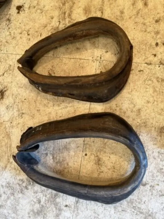 25" Horse Collar and 23" Horse Collar