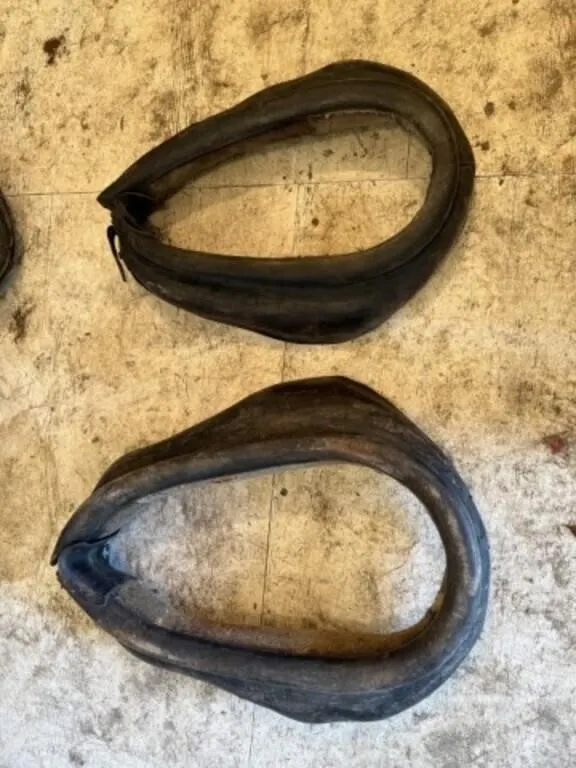 26" Horse Collar and 23" Horse Collar