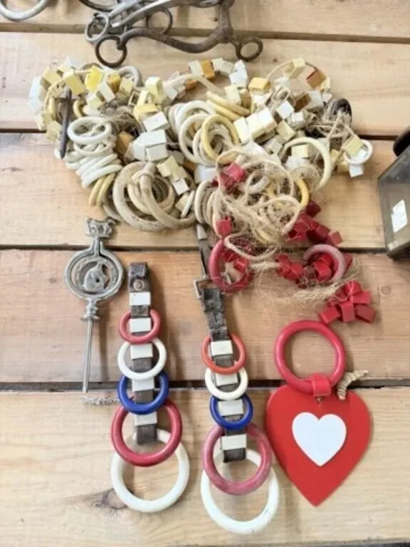 Box of Spreader Rings (Assorted Colors)