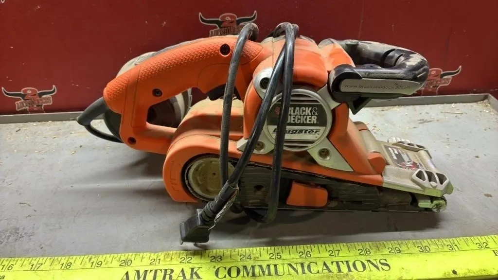 Black & Decker Belt Sander. Untested.