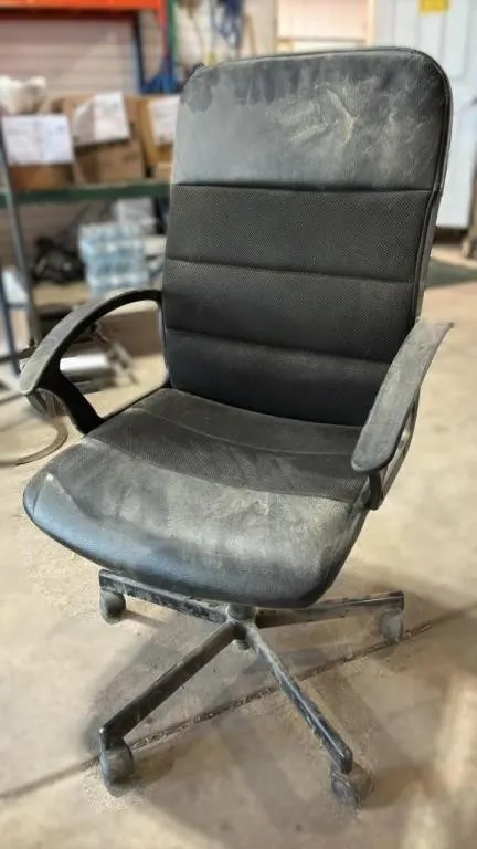 Office Chair. Wheels need help.