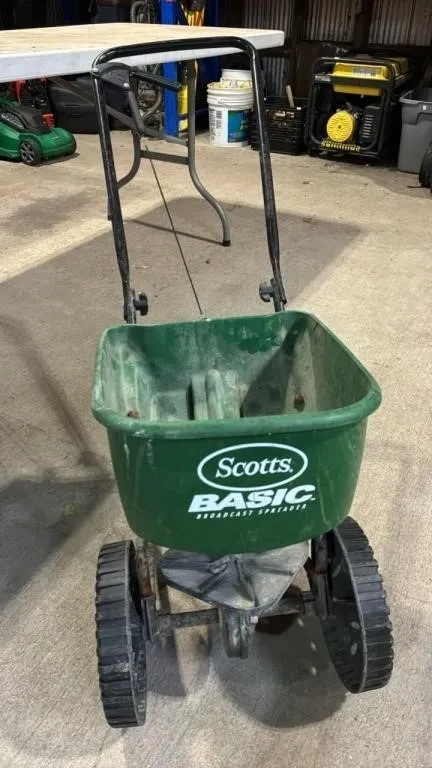 Scotts Fertilizer Spreader.