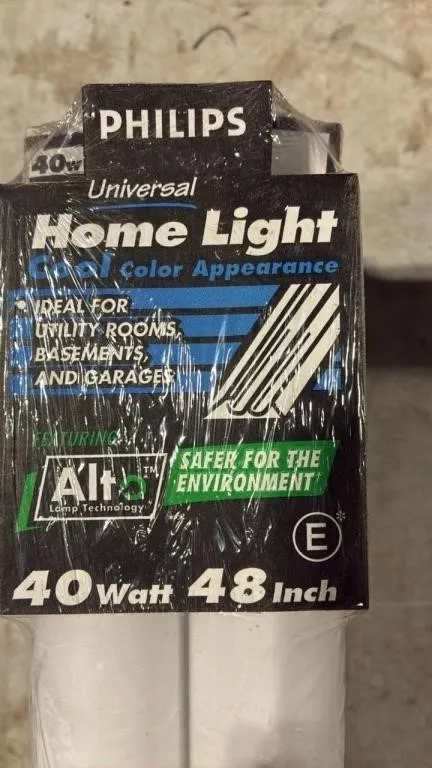 4 Sets of PHILIPS 48�L 40W Tubes.