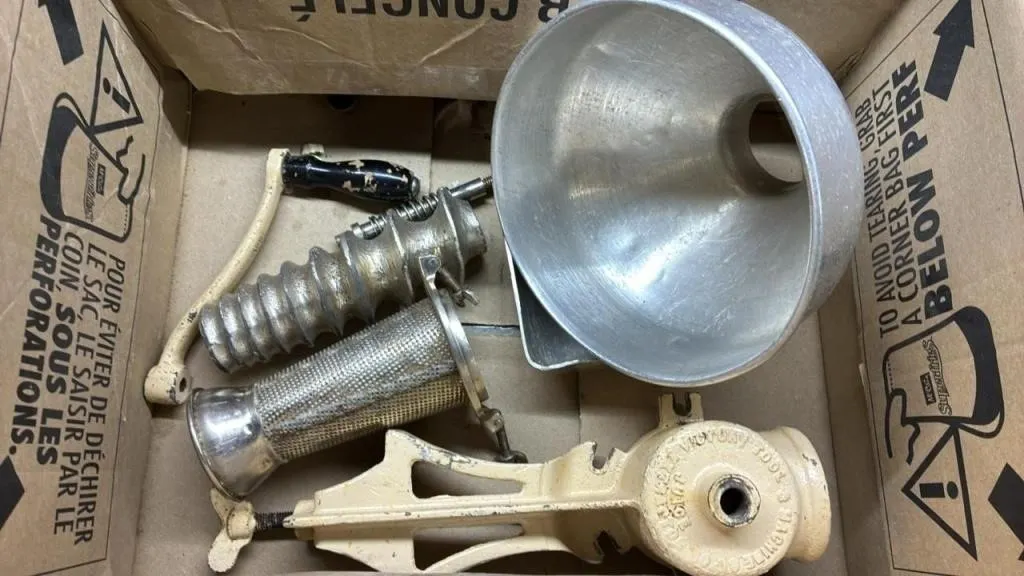 Vintage Meat Grinder For Parts/Repair.