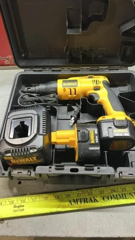 DeWalt 12V Screw Gun. Tested working.