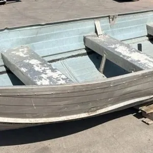 11.5ft Aluminum Boat. Doesn't leak it is in rough