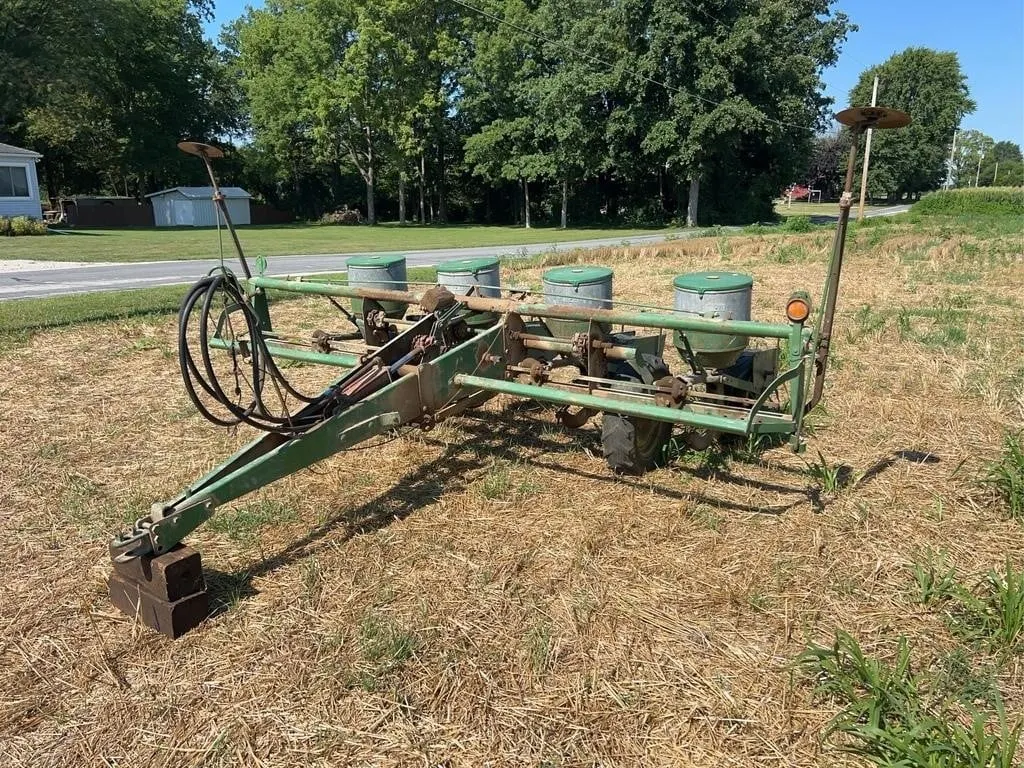 John Deere 494A Corn Planter