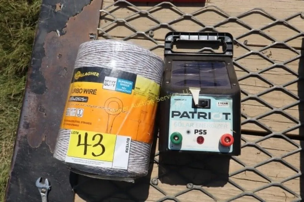 Patriot solar fencer & roll of wire