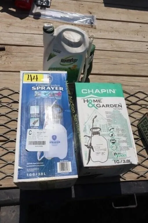 Roundup, weed spray & sprayer