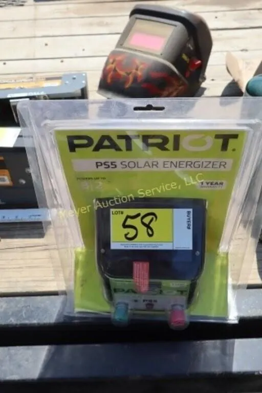 Patriot solar fencer new in package