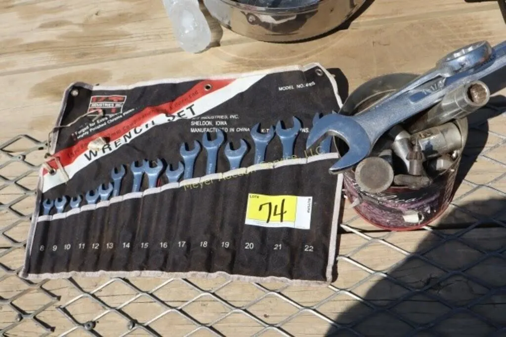 Metric wrench set & sockets