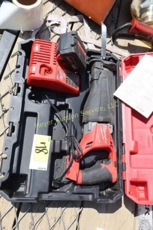 Milwaukee M18 Sawzall