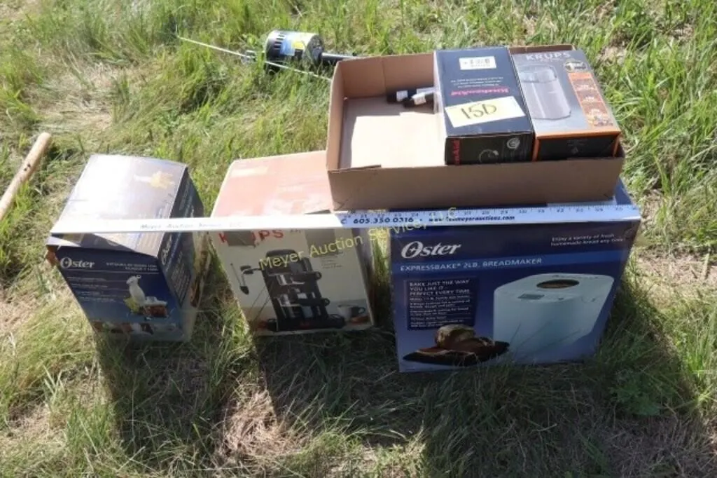 Oster breadmaker, coffee grinder, coffee maker