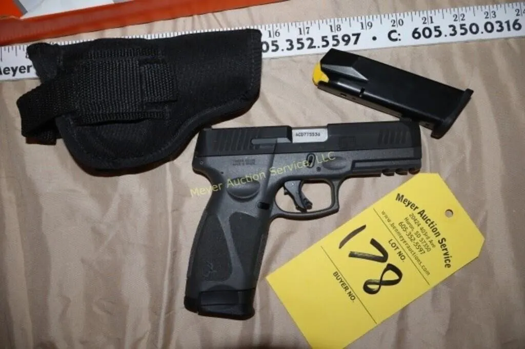 Taurus G3 9x19 w/ Holster and Extra Mag