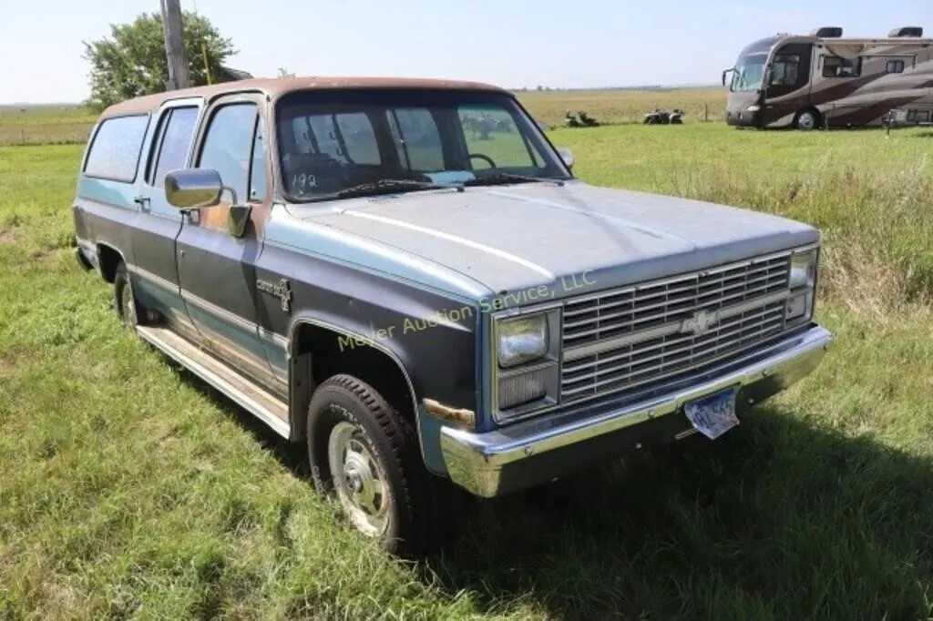 1983 Chevrolet Suburban C10 4x4