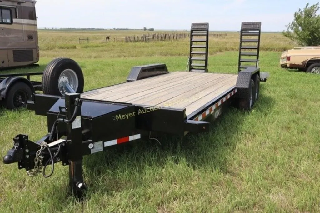 2021 Nova Trailer Model ET8220