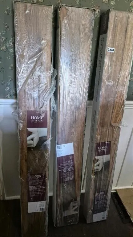 3 - Laminate Floor "Autumn Hickory"