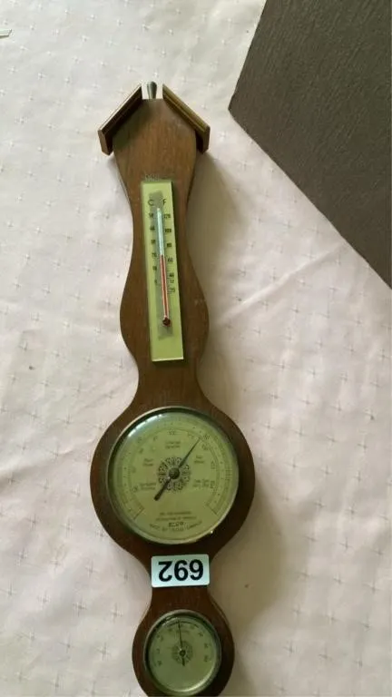 Barometer thermometer