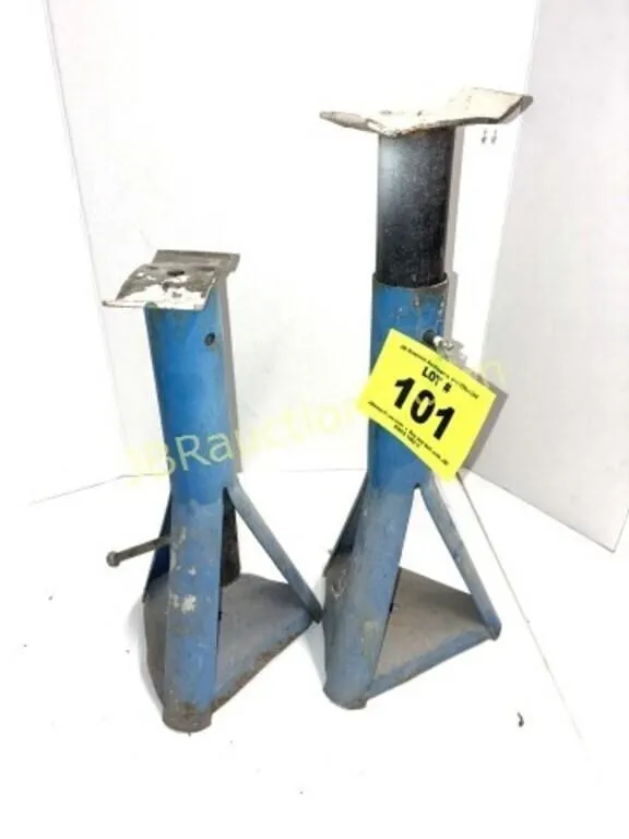 SMALL BLUE JACK STANDS