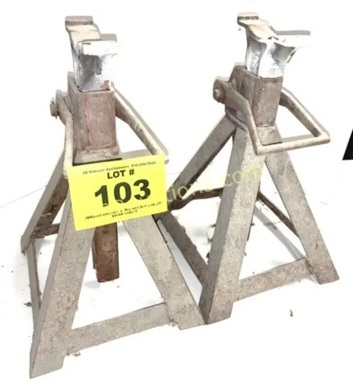 JACK STANDS