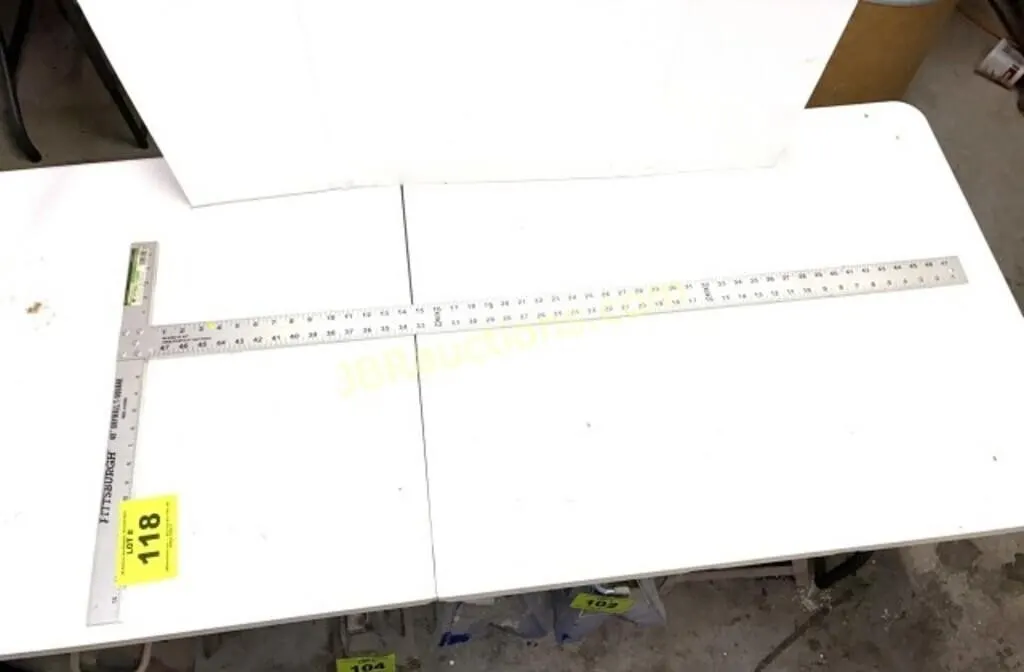 48" DRYWALL T SQUARE