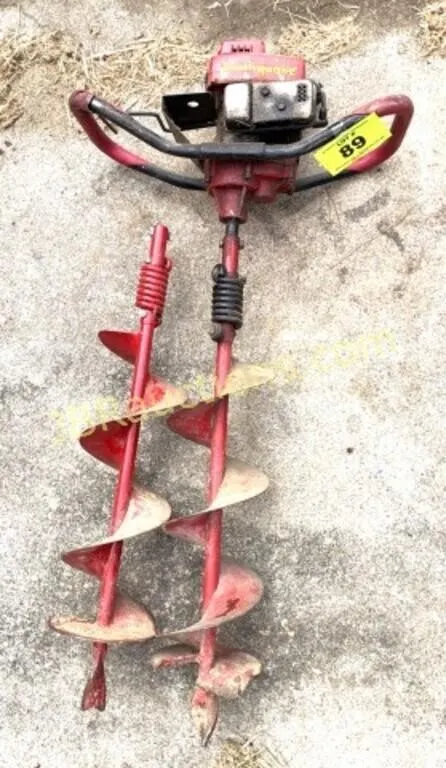 EARTHQUAKE GAS POWERED DRILL POST HOLE DIGGER