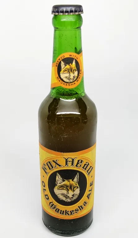 12 OZ PAPR LABEL BEER BOTTLE FOX HEAD OLD WAUKESHA ALE