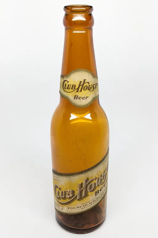12 OZ IRTP PAPER LABEL BOTTLE CLUB HOUSE BEER FOX HEAD WAUKESHA WISCONSIN