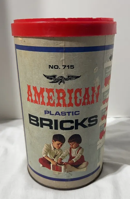 Vintage No. 715 American Plastic Bricks