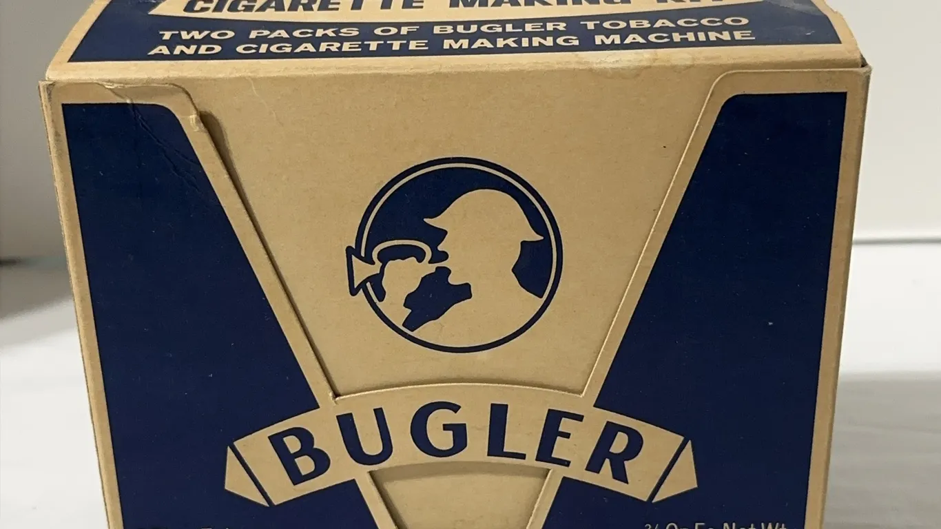 Vintage Bugler cigarette making kit