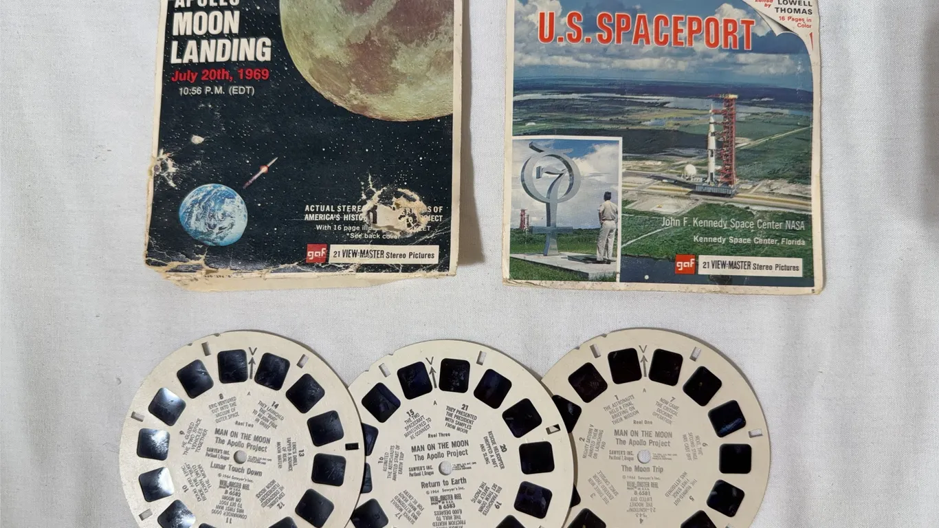3 Vintage Space GAF View-Master 3D picture packets and reels