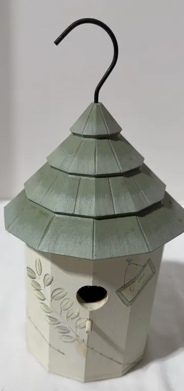 Pfaltzgraff Naturewood Birdhouse