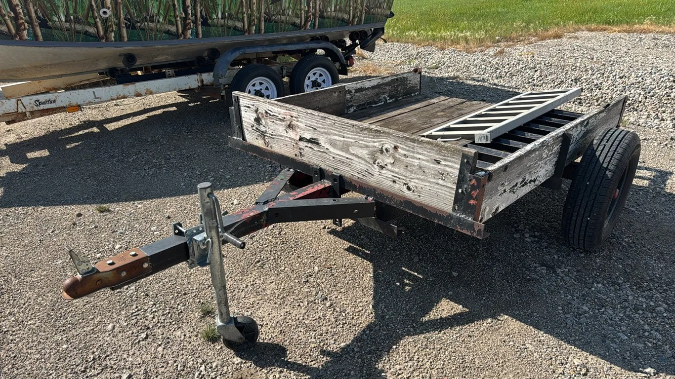 74”x59” Single axle utility trailer w/ ramps
