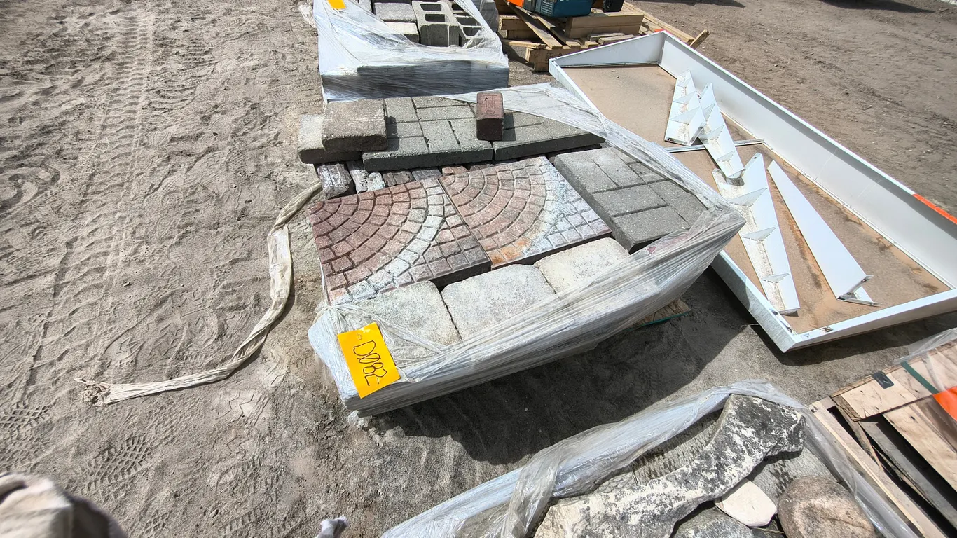 Lot of Concrete Pavers, Interlocking Stones & Landscaping Materials