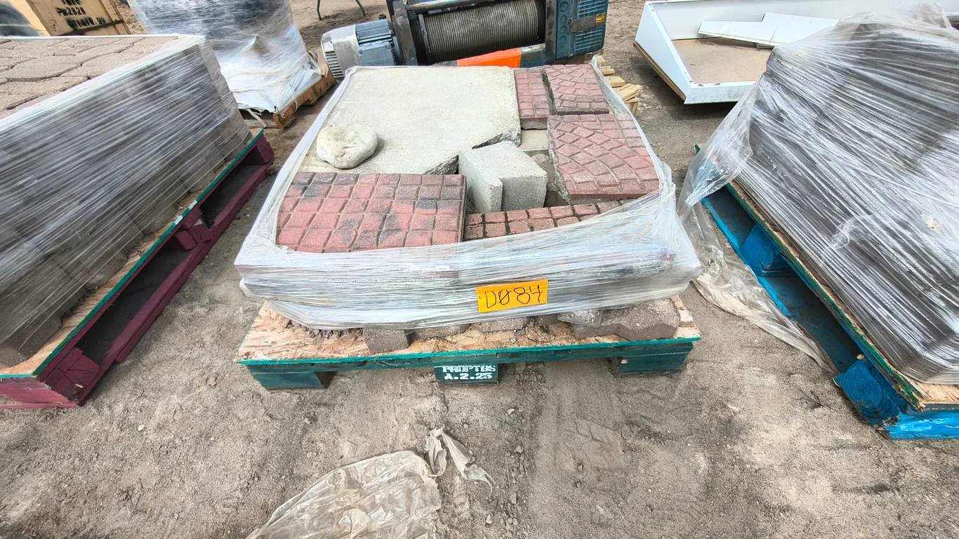 Misc Pavers, Brick, Stone, Block Some Broken